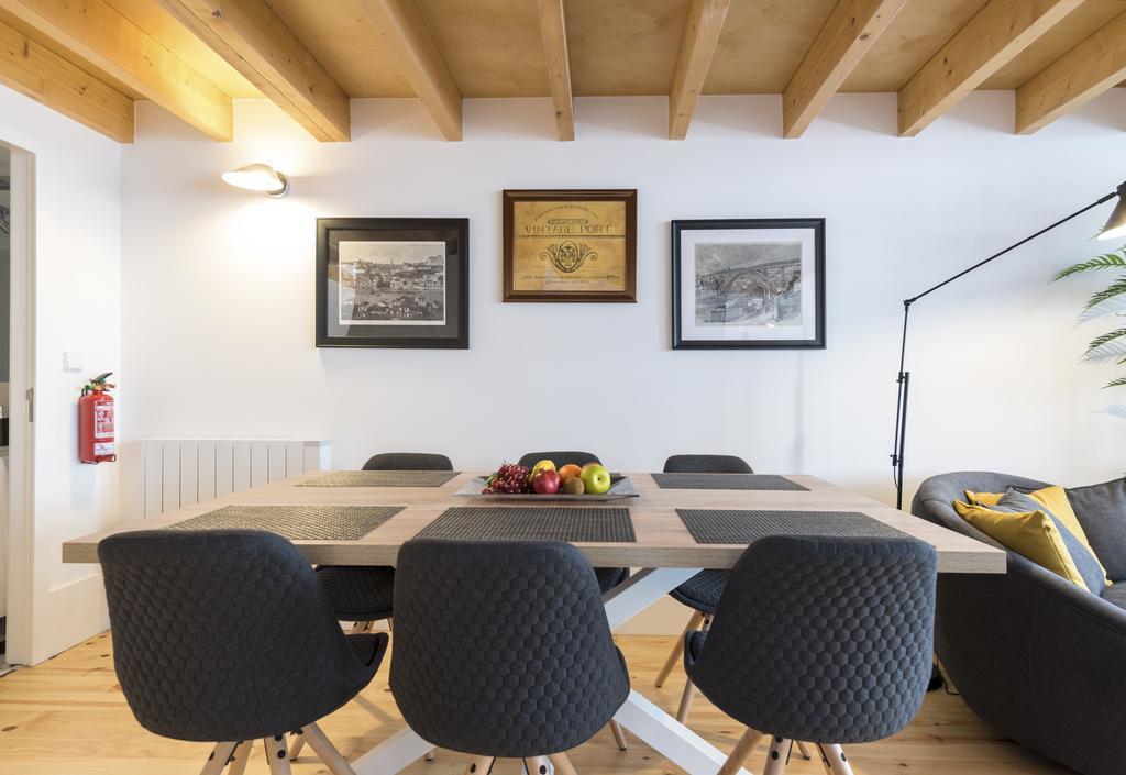 Lovelystay-Modern Loft City Center Porto Exterior foto